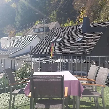 Tatil Evi Romantic Side Valley Of Rhenish Slate Mountains