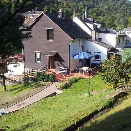 Tatil Evi Romantic Side Valley Of Rhenish Slate Mountains *